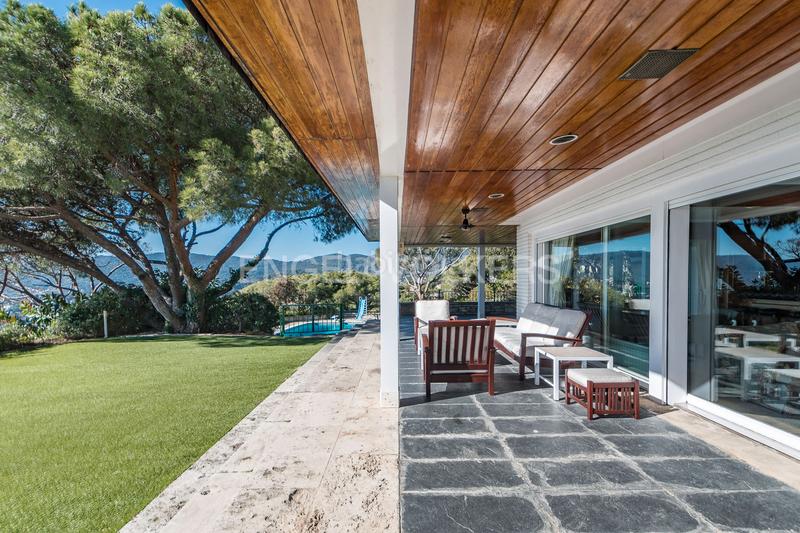 Foto 43ae68d4-f8a7-4f5a-8b10-5e01f7db8094. Casa propiedad singular en Cabrils