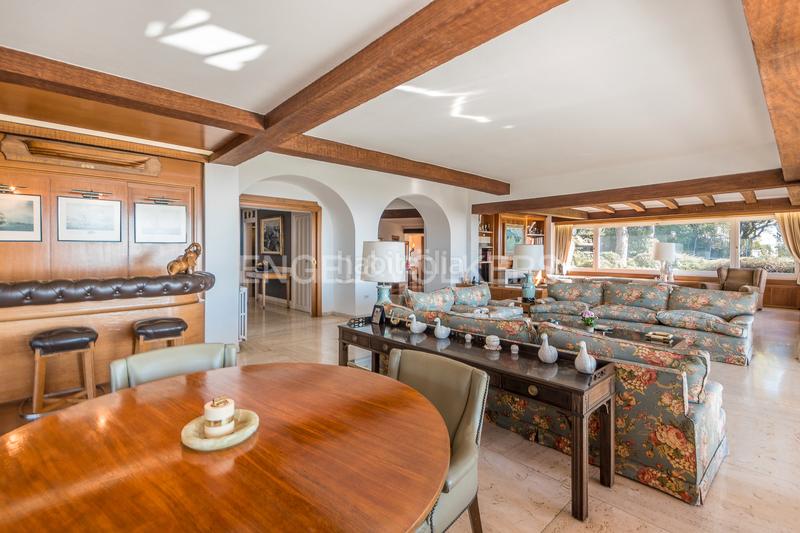 Foto ccb6b2b9-0070-44ec-918f-0be12cb2f834. Casa propiedad singular en Cabrils