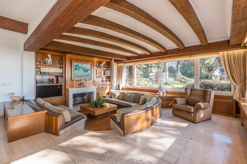 Foto e321b5ba-e3d1-46aa-953f-5e099a76cd82. Casa propiedad singular en Cabrils