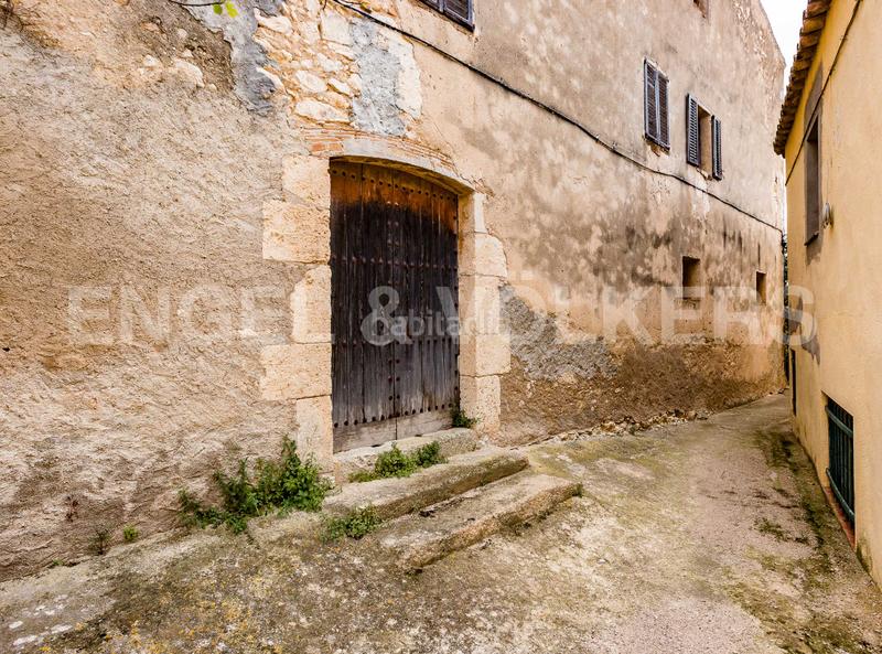 Foto 9041d616-7d8c-46ca-a745-d27e7911c1b7. Haus mit heizung parking in Castellet i la Gornal