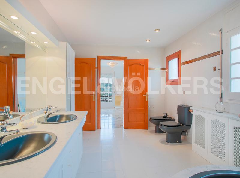 Foto 043187e2-bb94-4160-abc8-f0d7e548745a. Casa chalet unifamiliar con piscina y privacidad en Dosrius