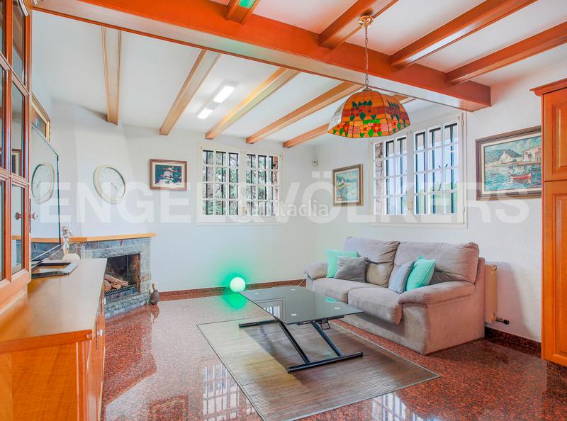 Foto 0432be5a-882b-492f-ba62-29e49328c537. Casa chalet unifamiliar con piscina y privacidad en Dosrius