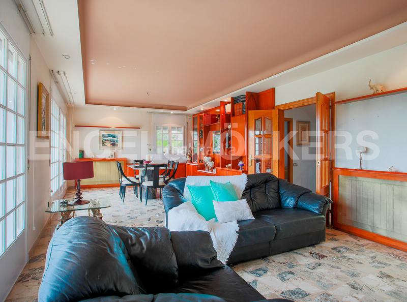Foto 520dd46c-e691-493b-bbf2-252232a0e0b9. Casa chalet unifamiliar con piscina y privacidad en Dosrius