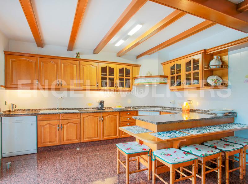 Foto 8d9f9e26-29e9-4c33-9a29-fb8889513bcb. Casa chalet unifamiliar con piscina y privacidad en Dosrius