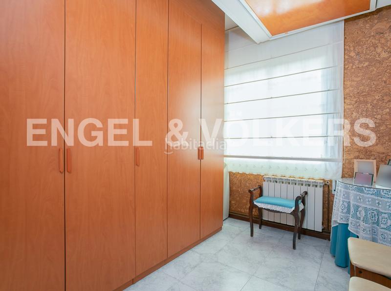 Foto d9b8e87e-4173-41de-82ab-3aefb6f06d68. Casa con riscaldamento parcheggio piscina in La Miranda Esplugues de Llobregat