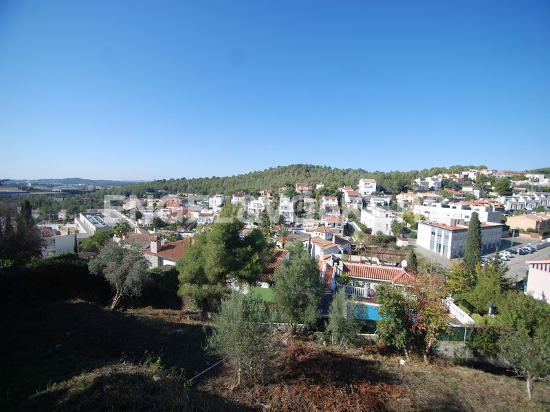 Foto d967edc8-b2a1-40e3-a2c6-3bd34b0e9c93. Terreny residencial a Levantina - Montgavina - Quintmar Sitges