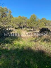 Terreny residencial a Can Pei. Parcela amplia junto al bosque en can pei