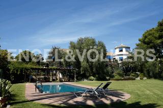Maison à Can Girona - Terramar - Vinyet. Casa del siglo xx en terramar, sitges
