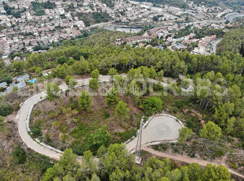 Foto 8a195b5a-14fc-4228-b0eb-17f1b403b29a. Terrain résidentiel dans Vallirana