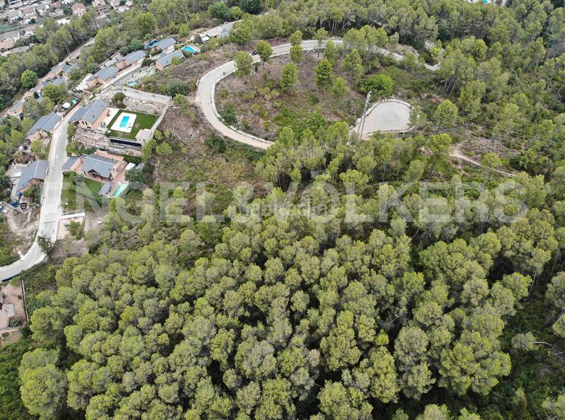 Foto d35bf9c2-de57-46fa-a6d3-65e24c9d923d. Terrain résidentiel dans Vallirana