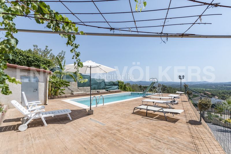 Foto 4e3ae37b-66e1-464b-b7a6-f6498096a6fd. Casa amb calefacció aparcament piscina a Niàgara Parc -Àgora Parc Tordera