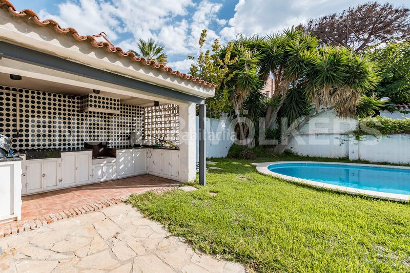 Foto ef02c826-8f55-4497-8fb2-ba19445f9c01. Casa  unifamiliar en playa en Lluminetes Castelldefels
