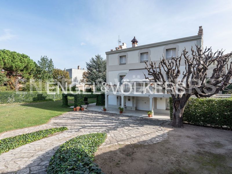 Foto 9e9536f8-74ba-41a3-88a2-8da2aa61fe91. Casa amb calefacció aparcament a Capellades