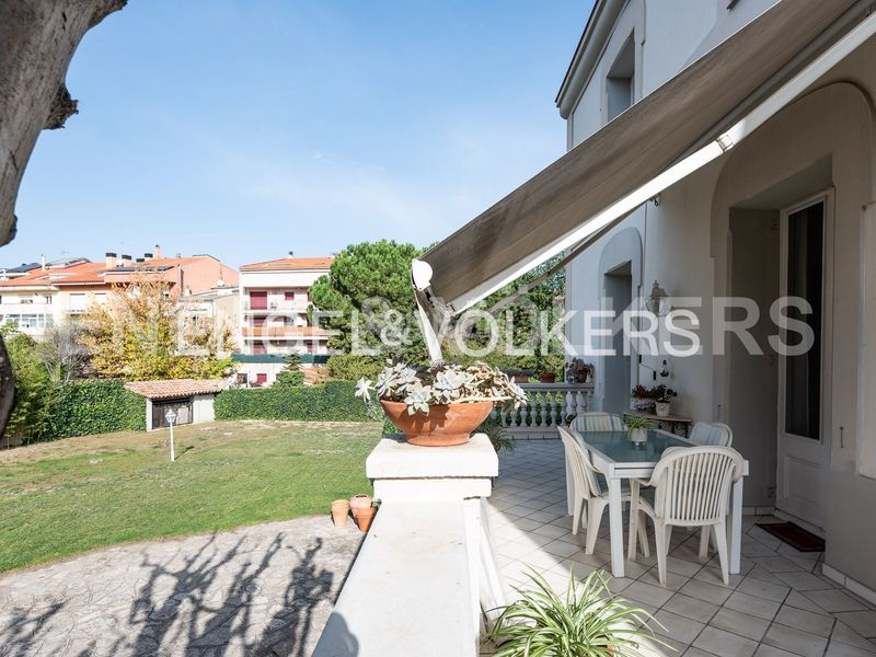 Foto b309abfa-2a05-43f4-ac8d-bc22c6dc2b72. Casa amb calefacció aparcament a Capellades