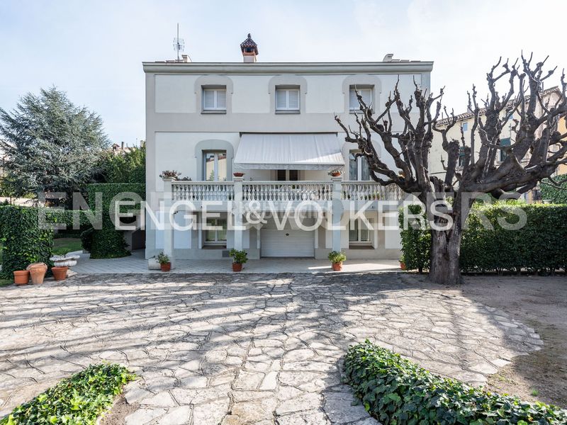 Foto e67c850e-a563-45a2-8266-f16bcf243c6b. Casa amb calefacció aparcament a Capellades