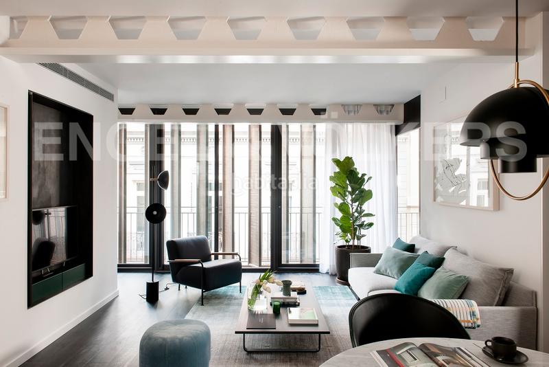 Foto 71f9be1b-6539-4329-a895-e39c70a7a2b5. Lloguer apartament amb calefacció piscina a Dreta de l´Eixample Barcelona