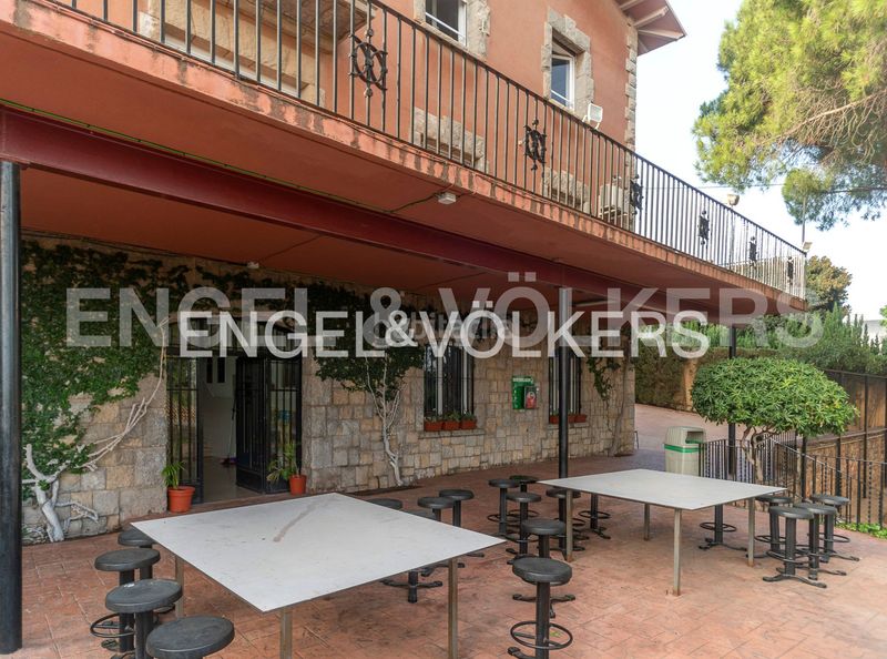 Foto 156e24b2-57cb-49ac-99e5-a8f2370fc9a2. Casa amb calefacció a Pedralbes Barcelona