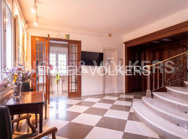 Foto 4b39413d-2f40-441a-8baf-30849ad348f1. Casa amb calefacció a Pedralbes Barcelona