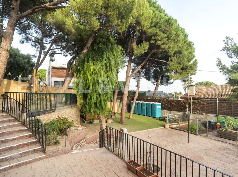 Foto 6be95b40-1ae1-4328-a2f2-e818c4eb6d7a. Casa amb calefacció a Pedralbes Barcelona