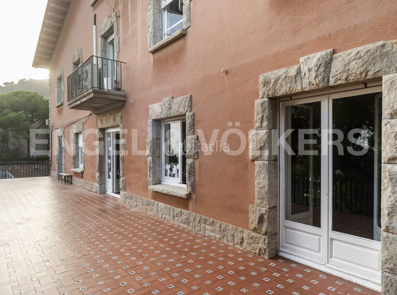 Foto f4020b79-5a57-4806-86f4-82e5ee42fbdd. Casa amb calefacció a Pedralbes Barcelona