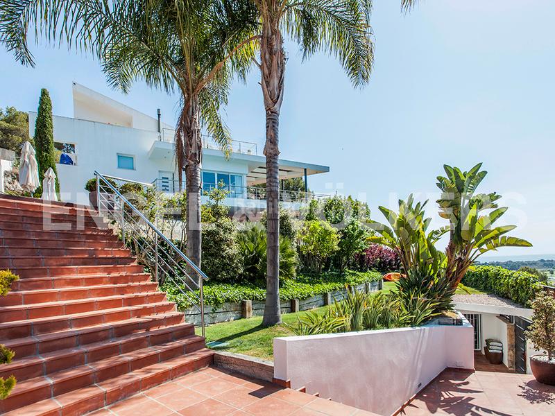 Foto 0ec7f91c-6c74-4f2e-bfe2-8158f28af62e. Casa con riscaldamento parcheggio piscina in Can Girona - Terramar - Vinyet Sitges