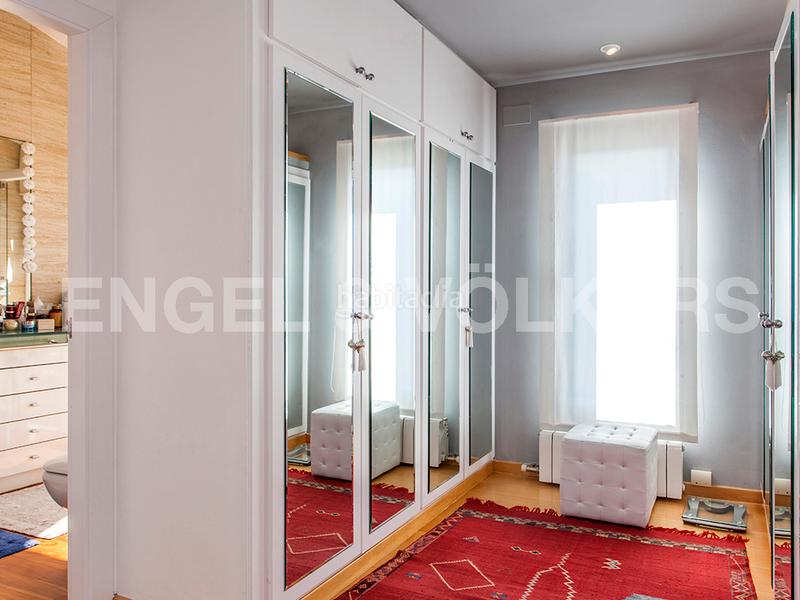 Foto 3e2ab450-4358-4718-af8c-5572dfee7ab5. Casa con riscaldamento parcheggio piscina in Can Girona - Terramar - Vinyet Sitges