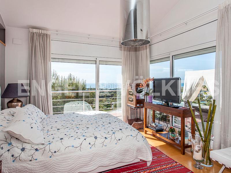 Foto 62dd4899-46c4-4263-a3cb-b47cbbb7deb1. Casa con riscaldamento parcheggio piscina in Can Girona - Terramar - Vinyet Sitges