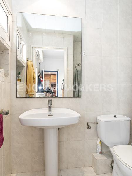 Foto 6e92193a-cb7e-4e51-8c83-05fbbe0e1805. Haus mit heizung parking pool in La Miranda-Can Candeler Sant Just Desvern