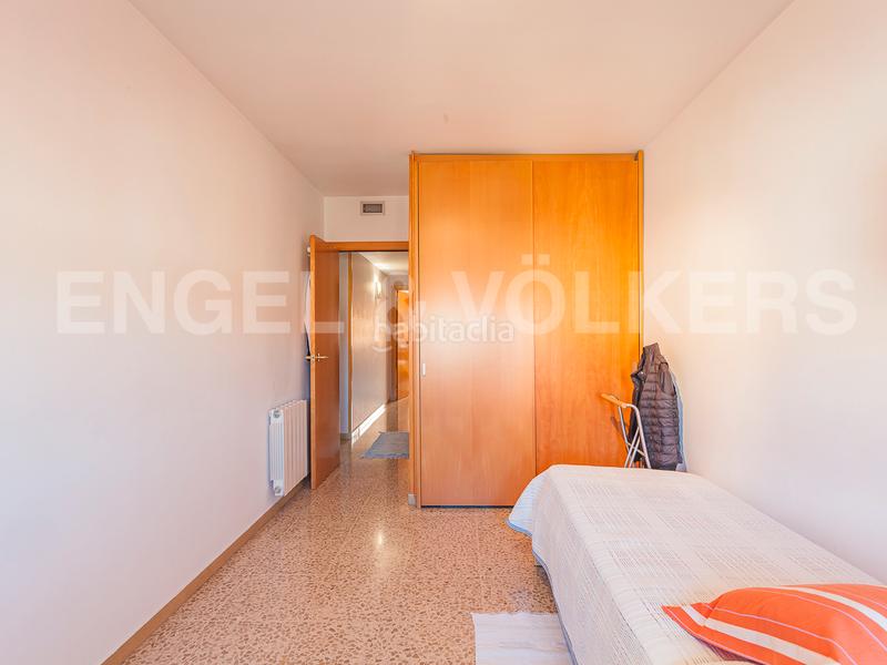 Foto 16fd49a1-6acb-4b42-8e72-94ee765480c7. Ático exclusivo ático dúplex con terraza, pinetons en Ripollet