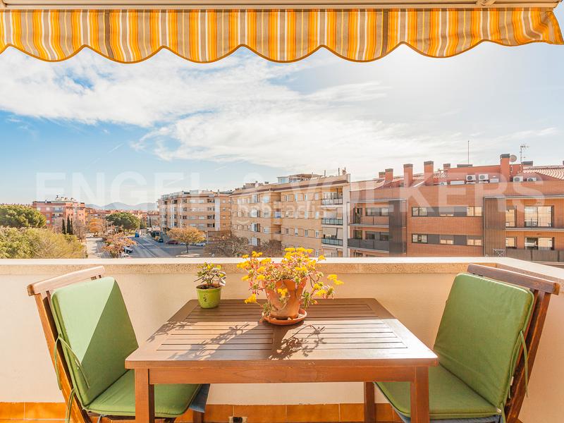 Foto 23256090-81b2-4805-9542-d36d0f1f2342. Ático exclusivo ático dúplex con terraza, pinetons en Ripollet