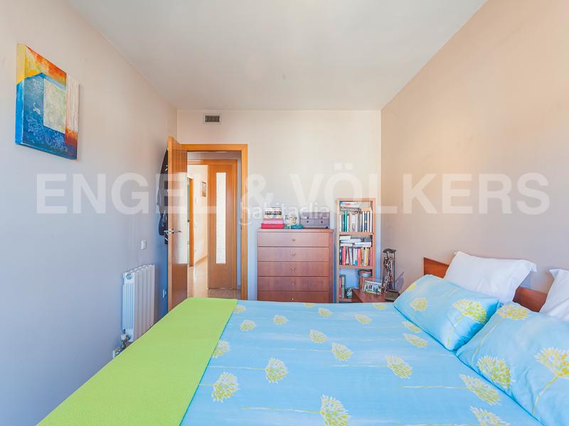 Foto a5a5a061-8054-40de-899f-39031c6d1f06. Ático exclusivo ático dúplex con terraza, pinetons en Ripollet