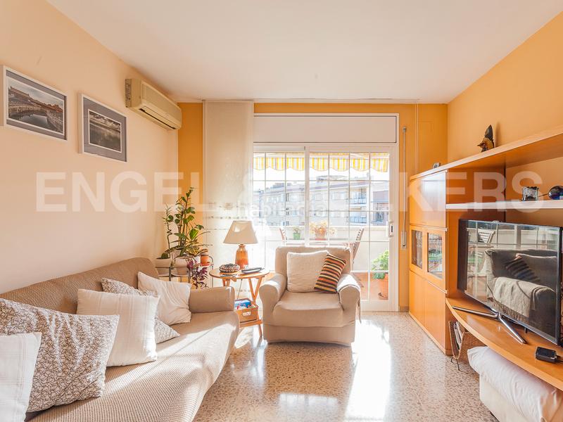 Foto c8698722-1549-44d0-a14d-06513549acf8. Ático exclusivo ático dúplex con terraza, pinetons en Ripollet