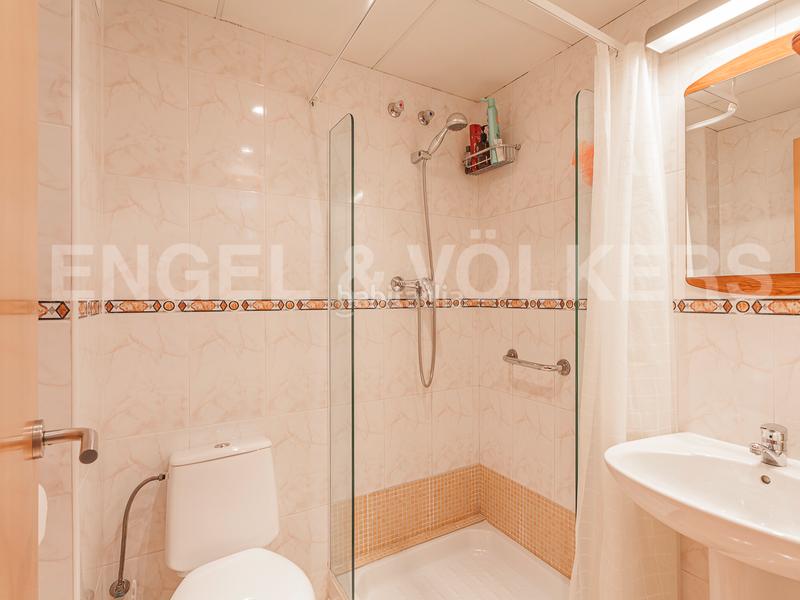 Foto da546eb2-331d-4937-8f82-b2a8473ec916. Ático exclusivo ático dúplex con terraza, pinetons en Ripollet