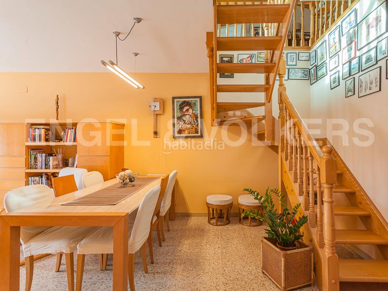 Foto dcb03b1a-90d5-41d1-b887-251ee3da306e. Ático exclusivo ático dúplex con terraza, pinetons en Ripollet