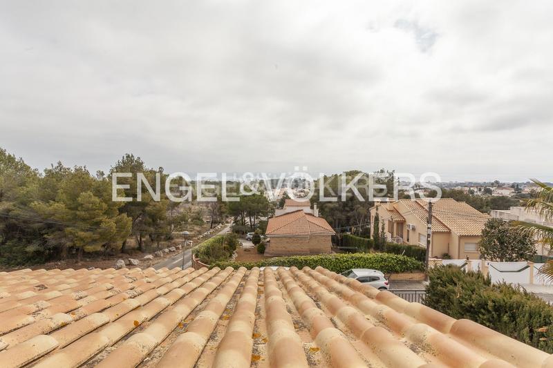 Foto 57ee4ab3-16c9-42e9-92a0-6f87ed17e422. Casa  con excelentes vistas en buena ubicación en Cunit