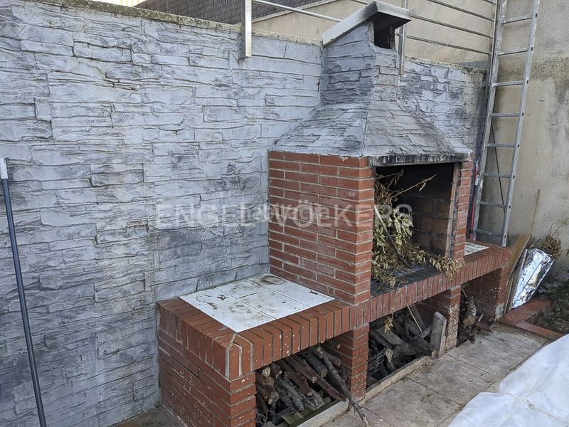 Foto ba69c7ec-7776-4013-a180-f09d80b80611. Casa adossada amb calefacció aparcament piscina a Canyelles