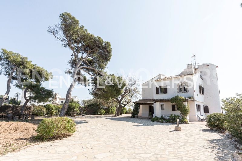 Foto 8fd4843a-d646-4b60-982b-b7e9491b1fc3. Casa amb calefacció aparcament a Aiguadolç - Sant Sebastià Sitges