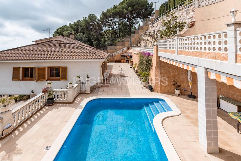 Foto 1e291807-2b64-465a-b7ae-ff94c1364bfb. Maison avec chauffage dans Arenys de Munt