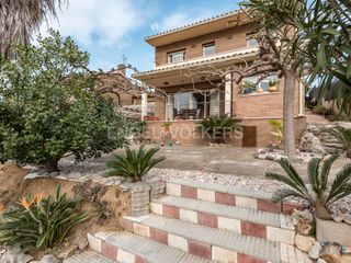 Casa pareada en Malgrat de Mar. Casa pareada en malgrat de mar
