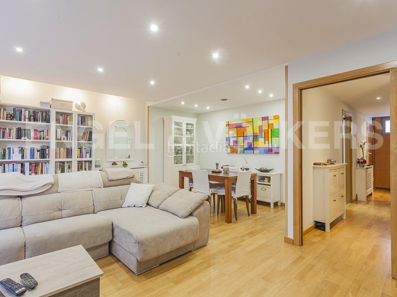 Foto 0be73b4e-ab7e-4fb9-bb74-ff46a5947963. Casa adosada espectacular casa adosada de ubicación única en Rubí