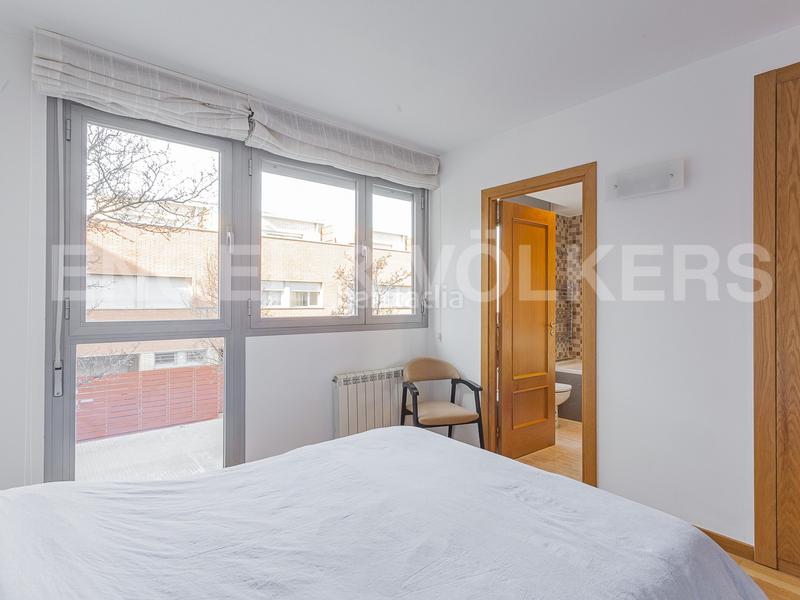 Foto 64cdc4d1-b964-488f-b19a-84b92b4ff39a. Casa adosada espectacular casa adosada de ubicación única en Rubí