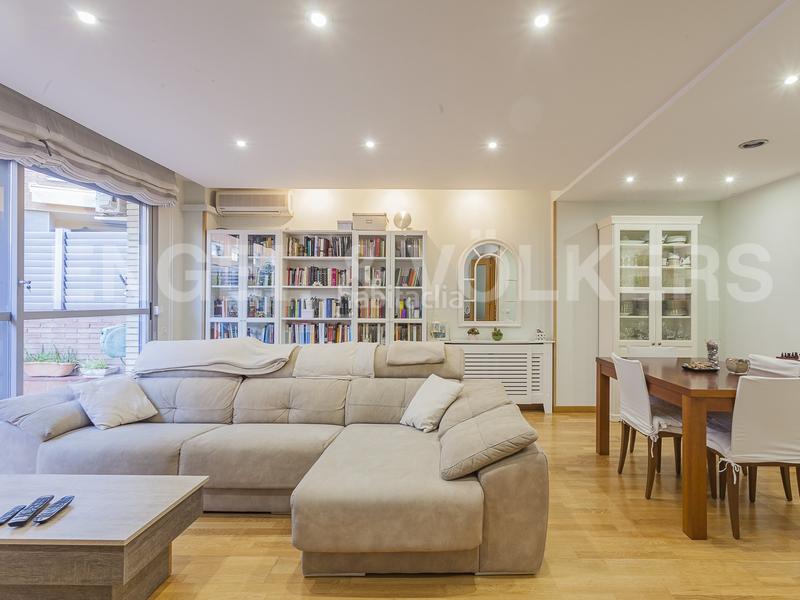 Foto 714a943b-83d4-4988-a3b7-457fe82ae490. Casa adosada espectacular casa adosada de ubicación única en Rubí