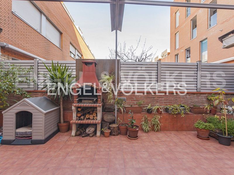 Foto 71e690f4-3181-4994-9241-68d2266a6d12. Casa adossada amb calefacció aparcament a Mercat Rubí