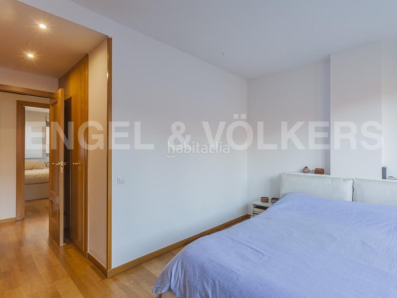 Foto 8244c3f2-3efd-4239-8da9-85c2bcc2cf96. Casa adosada espectacular casa adosada de ubicación única en Rubí