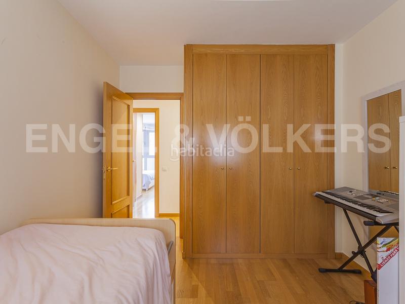 Foto 9acdb5a7-dd3b-4fe8-b600-824815d57ffd. Casa adosada espectacular casa adosada de ubicación única en Rubí