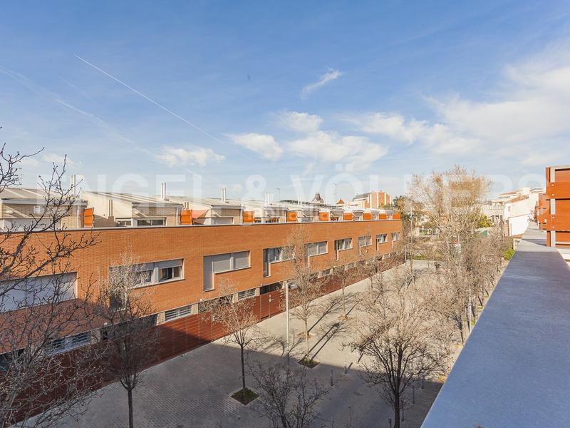 Foto 9b9ffb59-c5e2-420f-af0c-32d4de8e6eb2. Casa adosada espectacular casa adosada de ubicación única en Rubí