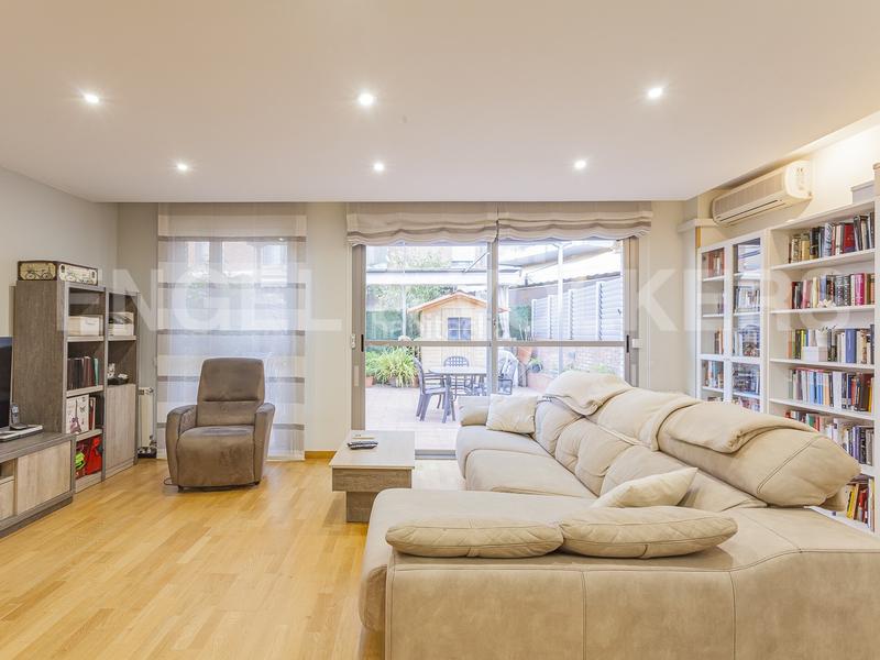 Foto f9289d2f-ed30-4101-a1f5-9b4a71fe5e3d. Casa adosada espectacular casa adosada de ubicación única en Rubí