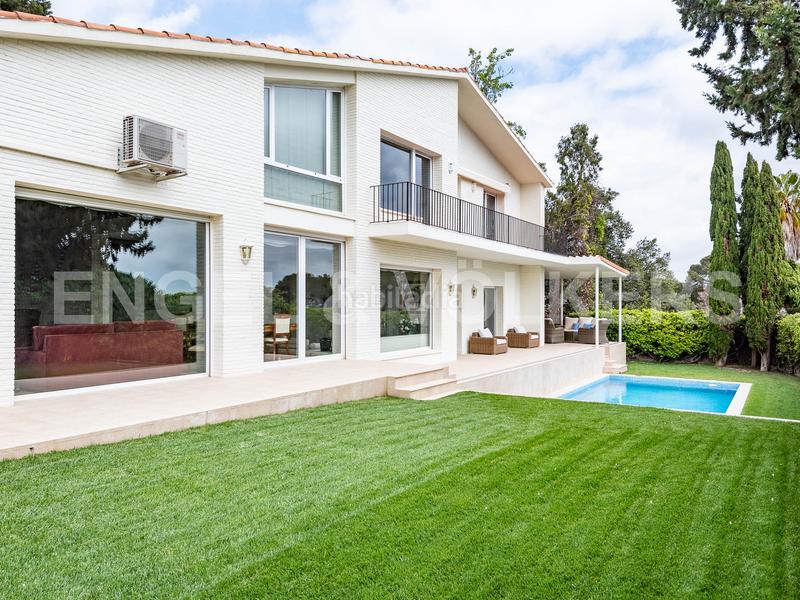 Foto 675f22cb-908d-4a65-98d5-3af475893f87. Alquiler casa chalet en Pedralbes en Pedralbes Barcelona