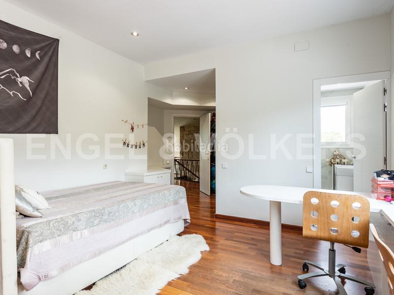 Foto 7dab2fe0-b6c6-4bd8-a4a1-085c7bf8b8d9. Location maison avec chauffage parking piscine dans Barcelona