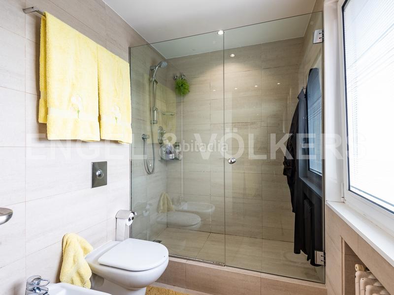 Foto e339d292-ffb7-4fba-a43e-9dd92f5eab39. Location maison avec chauffage parking piscine dans Barcelona